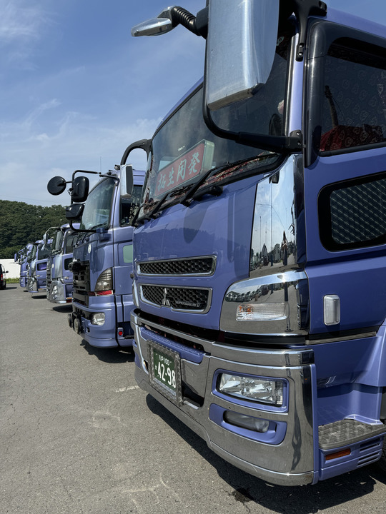 【八戸市内配送可】運搬車 手動ダンプ 八戸市内配送可】運搬車 手動ダンプ